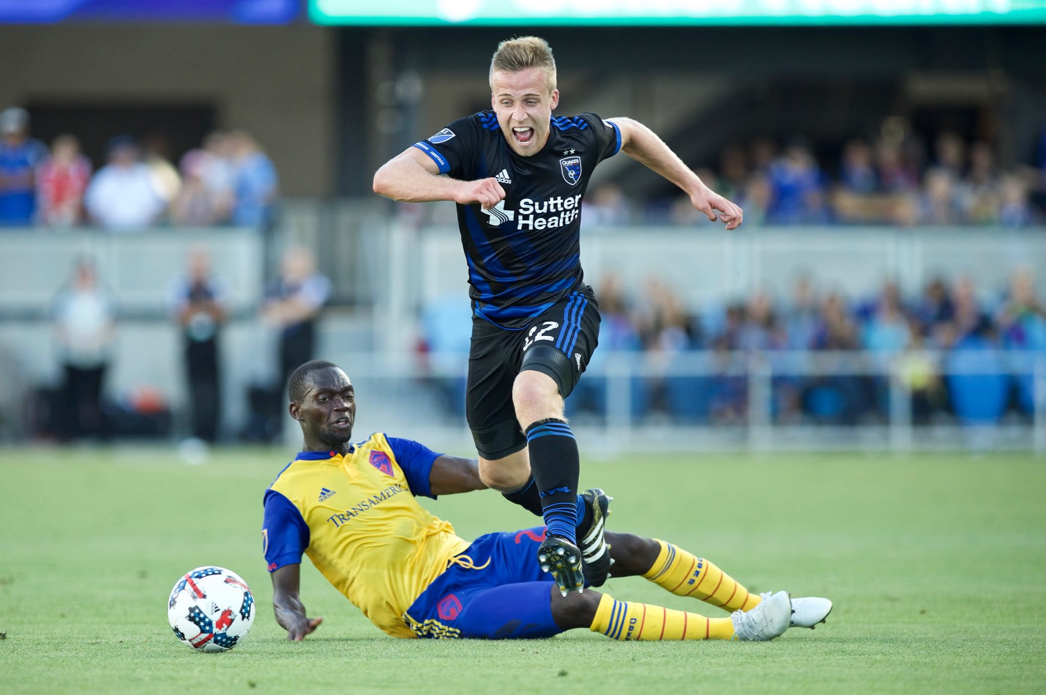 焦安静的成 焦安静的成